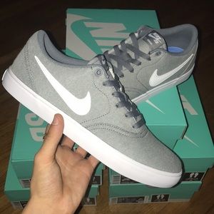 Nike Sb men’s shoes brand new COMFORTABLE